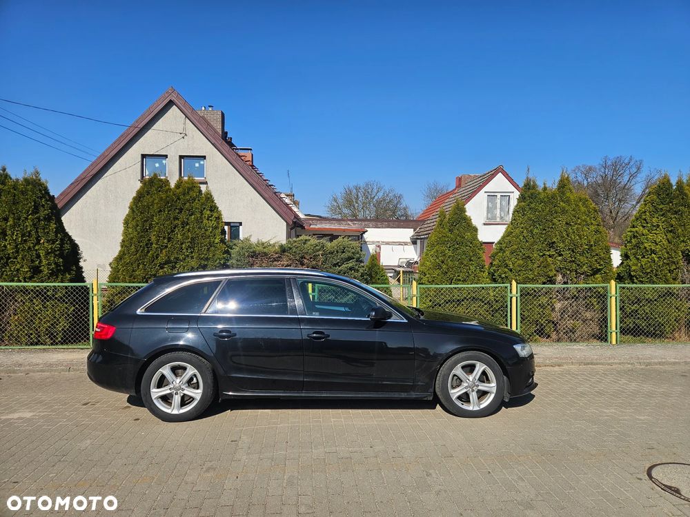 Audi A4 Avant - 10