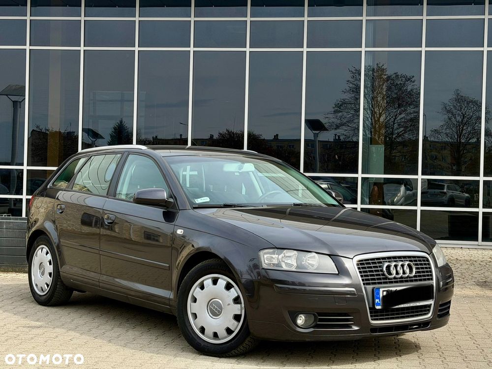 Audi A3 Sportback 2.0 TDI Ambiente - 12