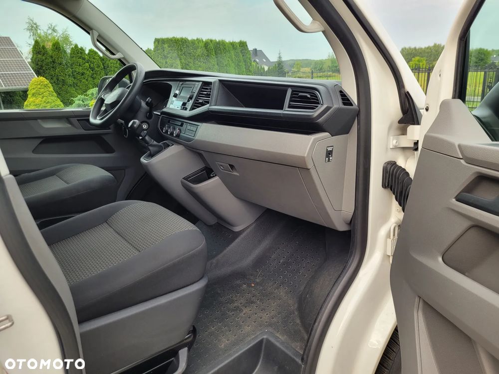 Volkswagen Transporter T6.1 - 10