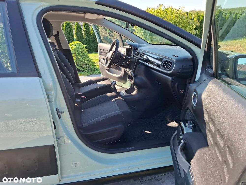 Citroën C3 1.2 PureTech Shine - 20