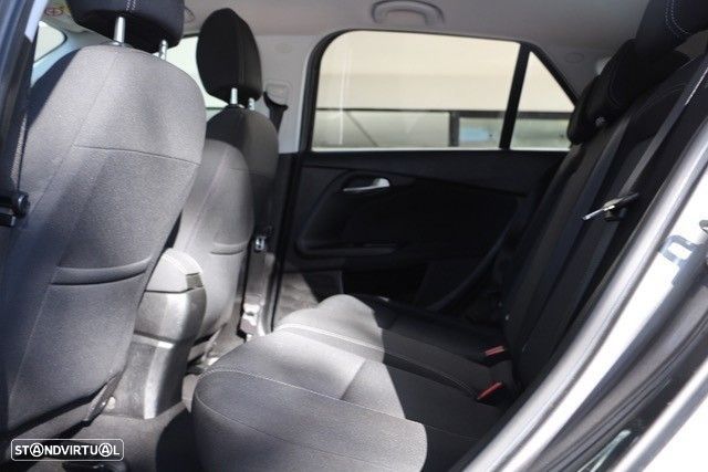 Fiat Tipo Station Wagon 1.3 M-Jet Lounge - 15