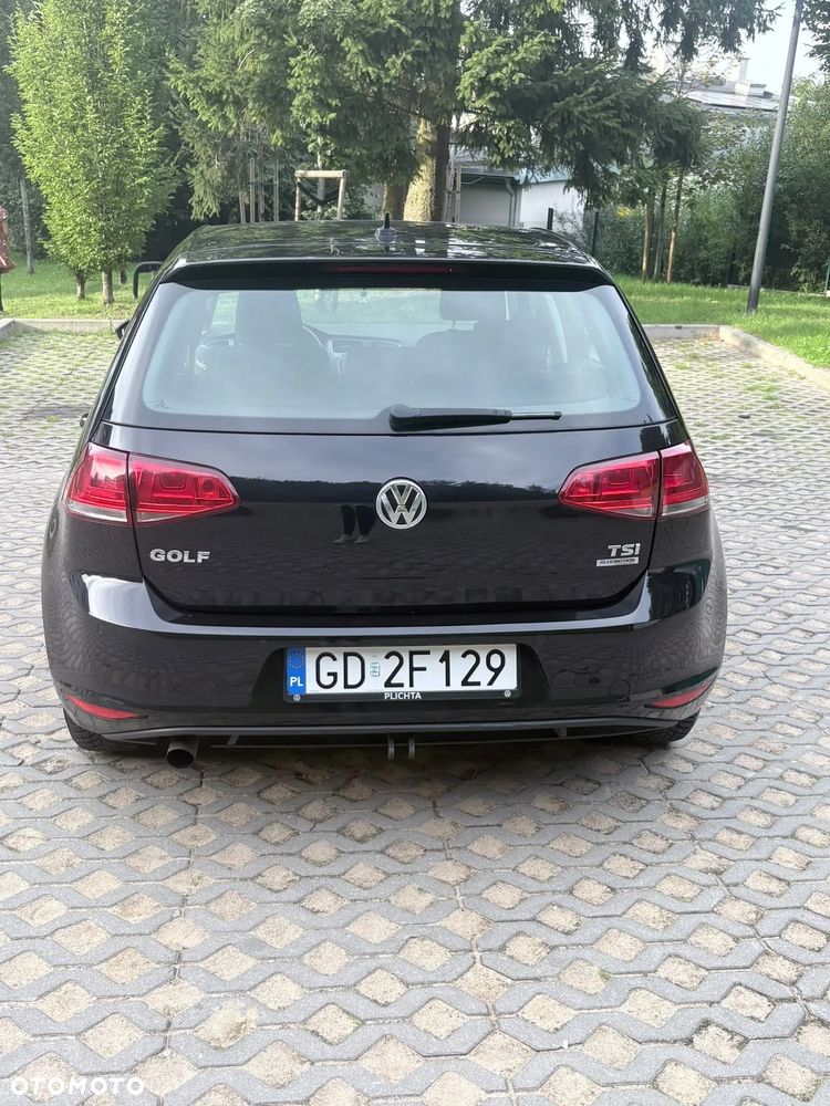 Volkswagen Golf - 12