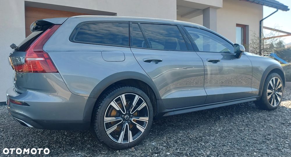 Volvo V60 T5 AWD Momentum - 3