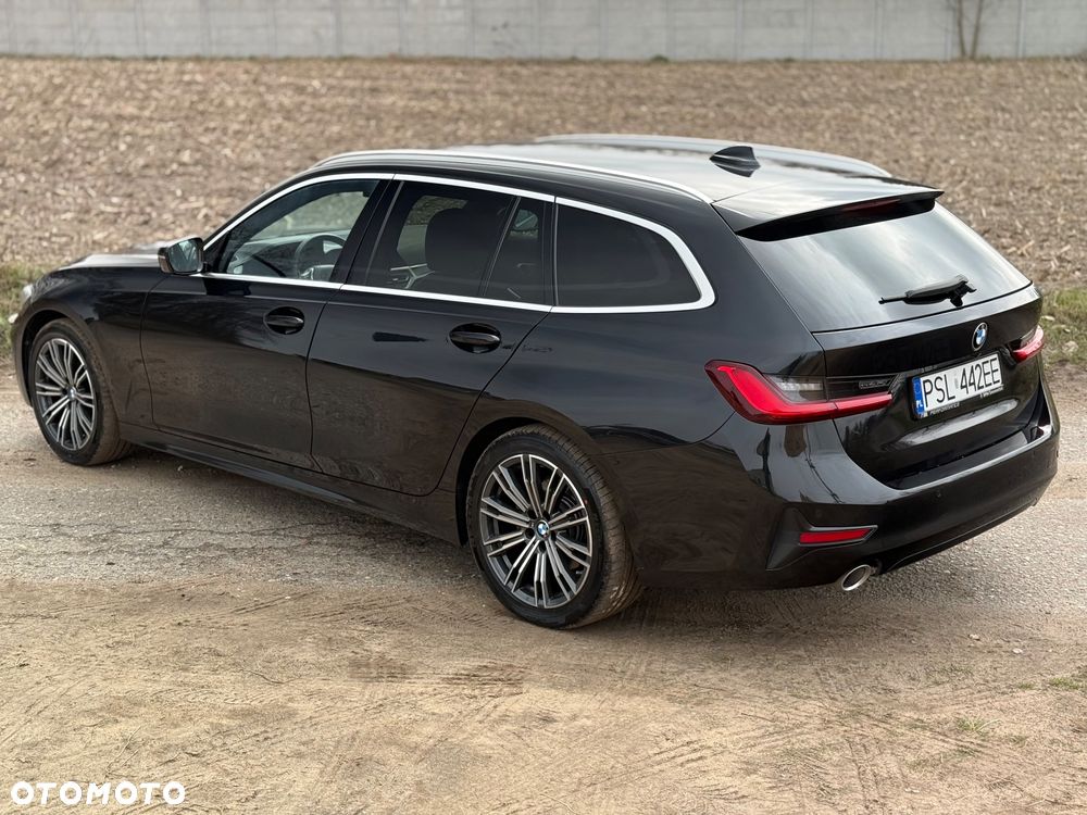 BMW Seria 3 320d - 27