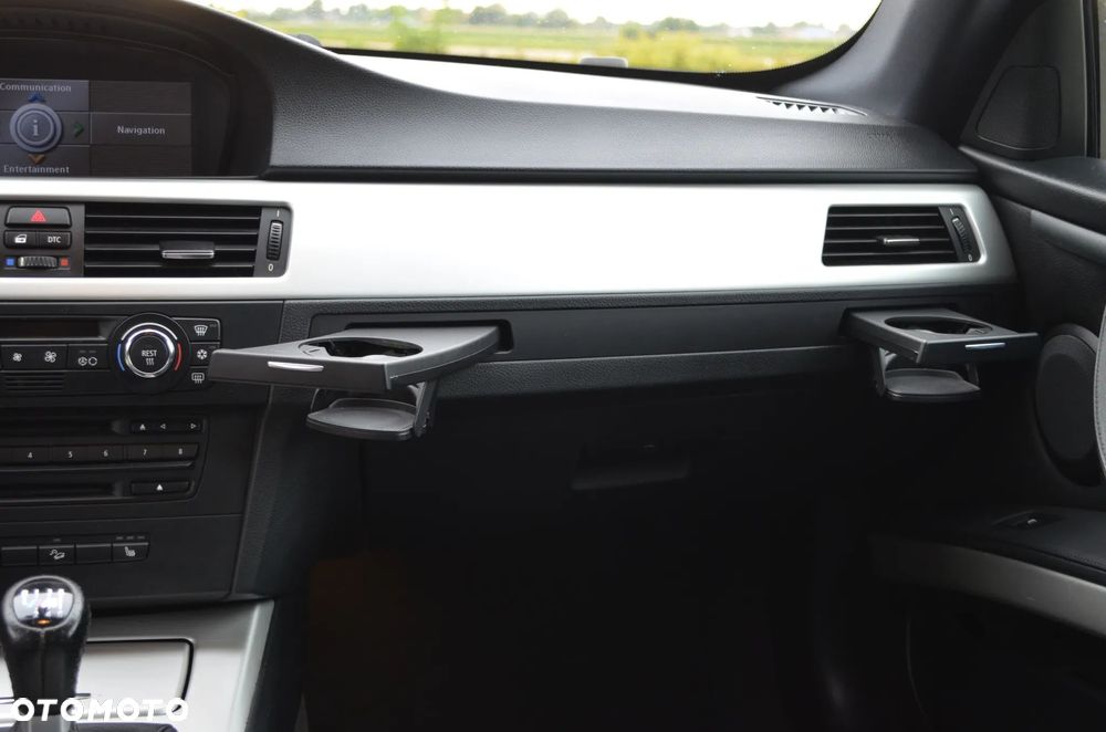 BMW Seria 3 335xi - 9