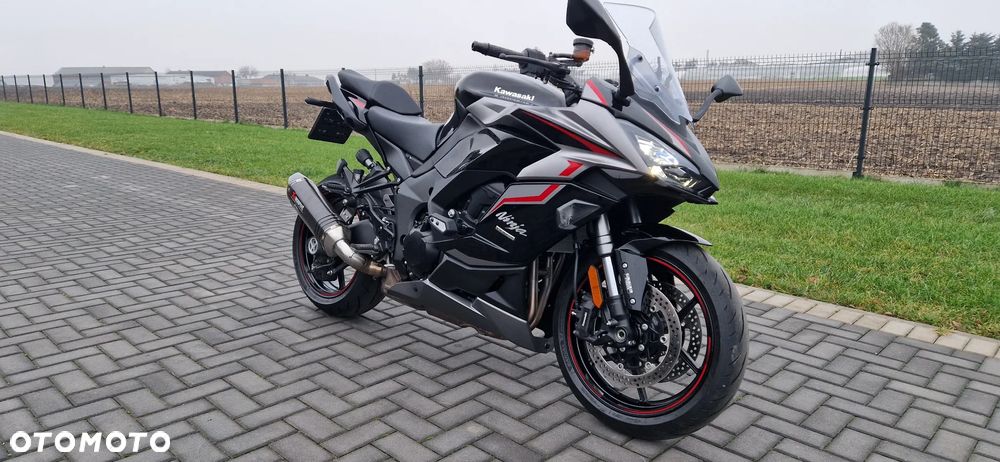 Kawasaki Ninja 1000 SX - 2