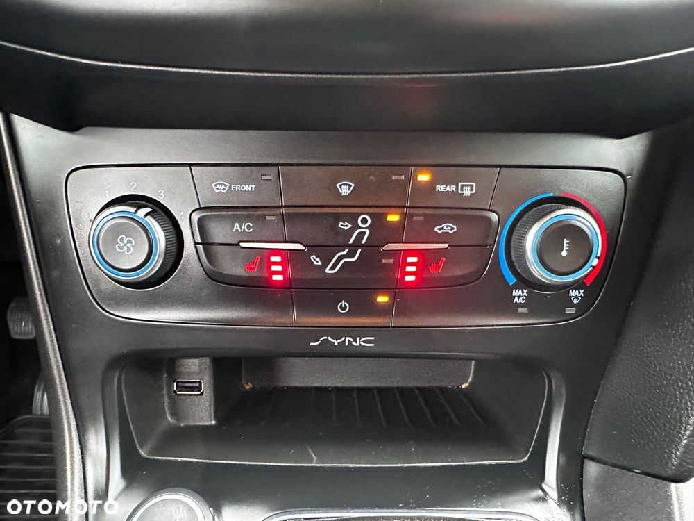 Ford Focus 1.5 TDCi DPF Start-Stopp-System Titanium - 31