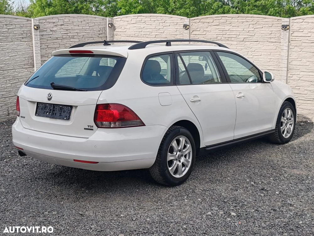 Volkswagen Golf - 4