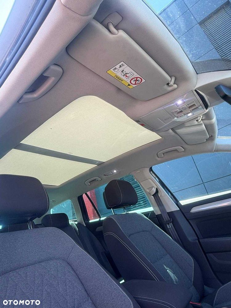Volkswagen Passat Variant - 8
