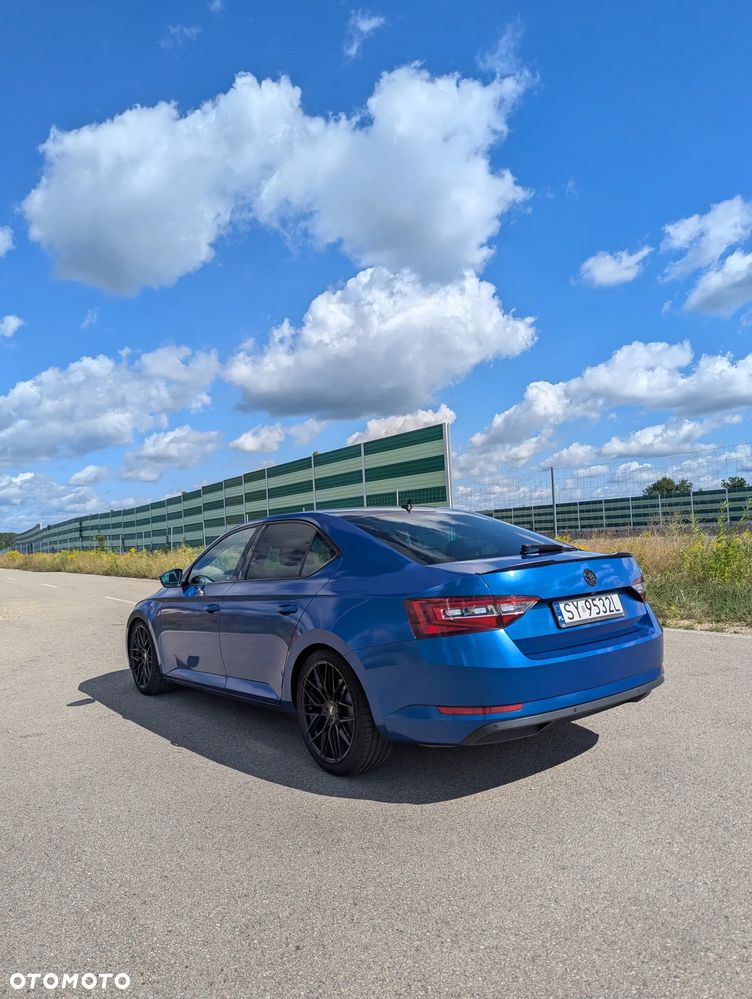 Skoda Superb 2.0 TDI Style DSG - 7