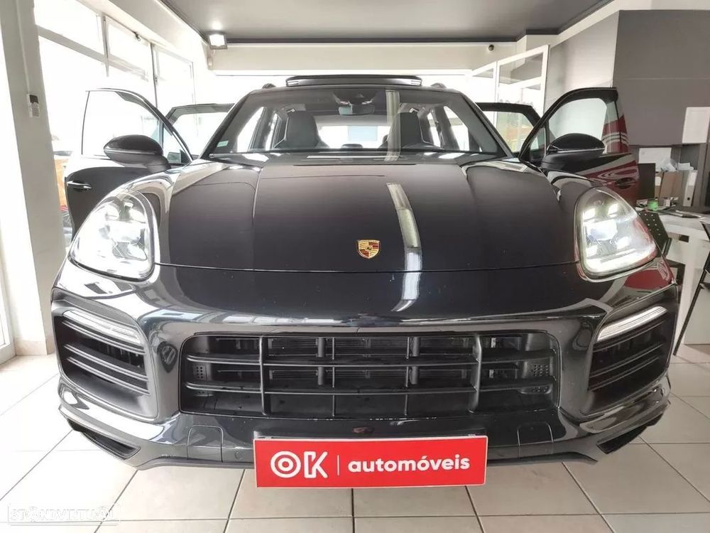 Porsche Cayenne E-Hybrid Platinum Edition — fotografia 16