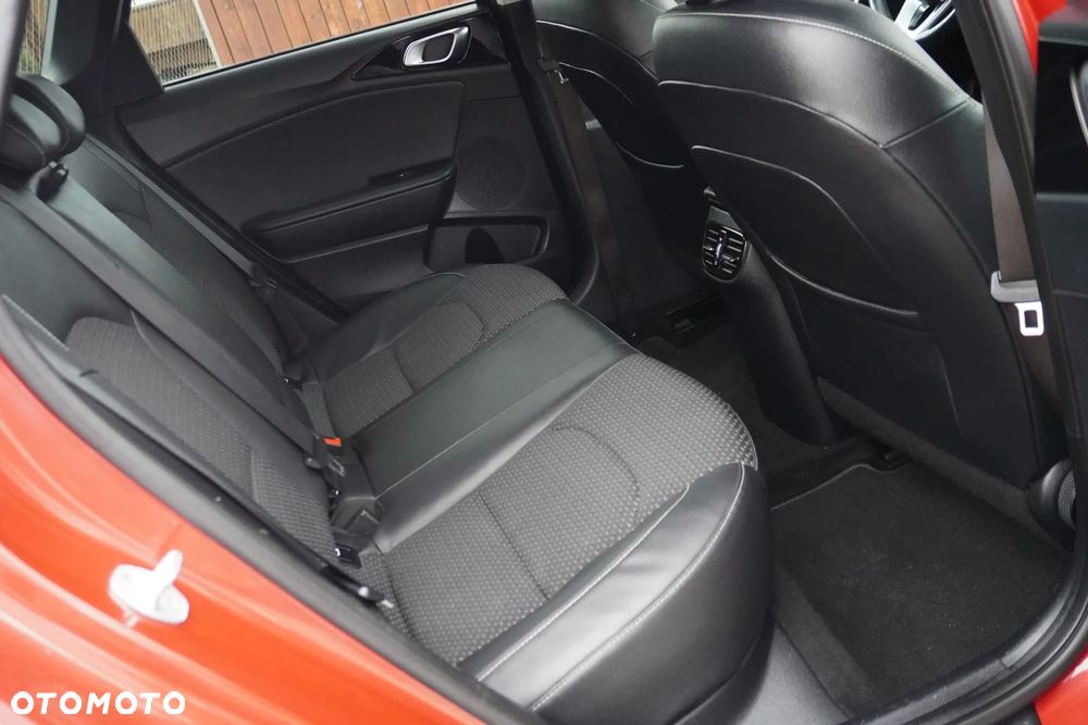 Kia Ceed 1.4 T-GDI DCT OPF Spirit - 37