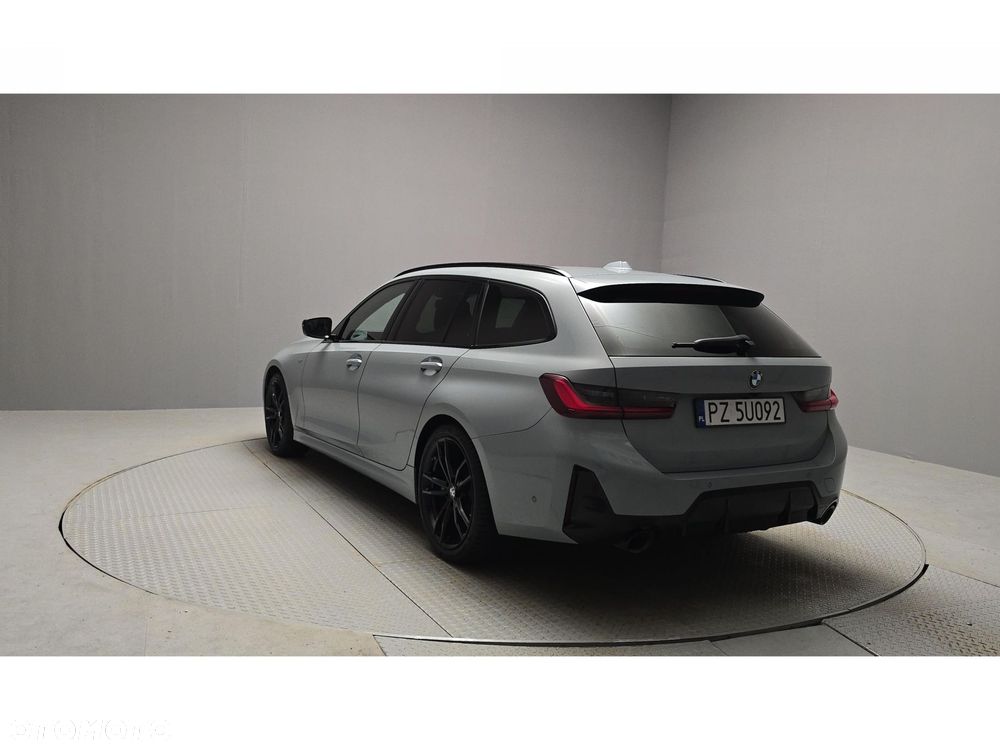 BMW Seria 3 320d xDrive M Sport - 8