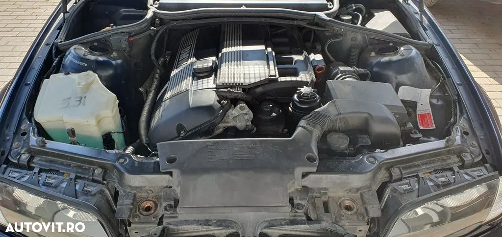 BMW Seria 3 - 8