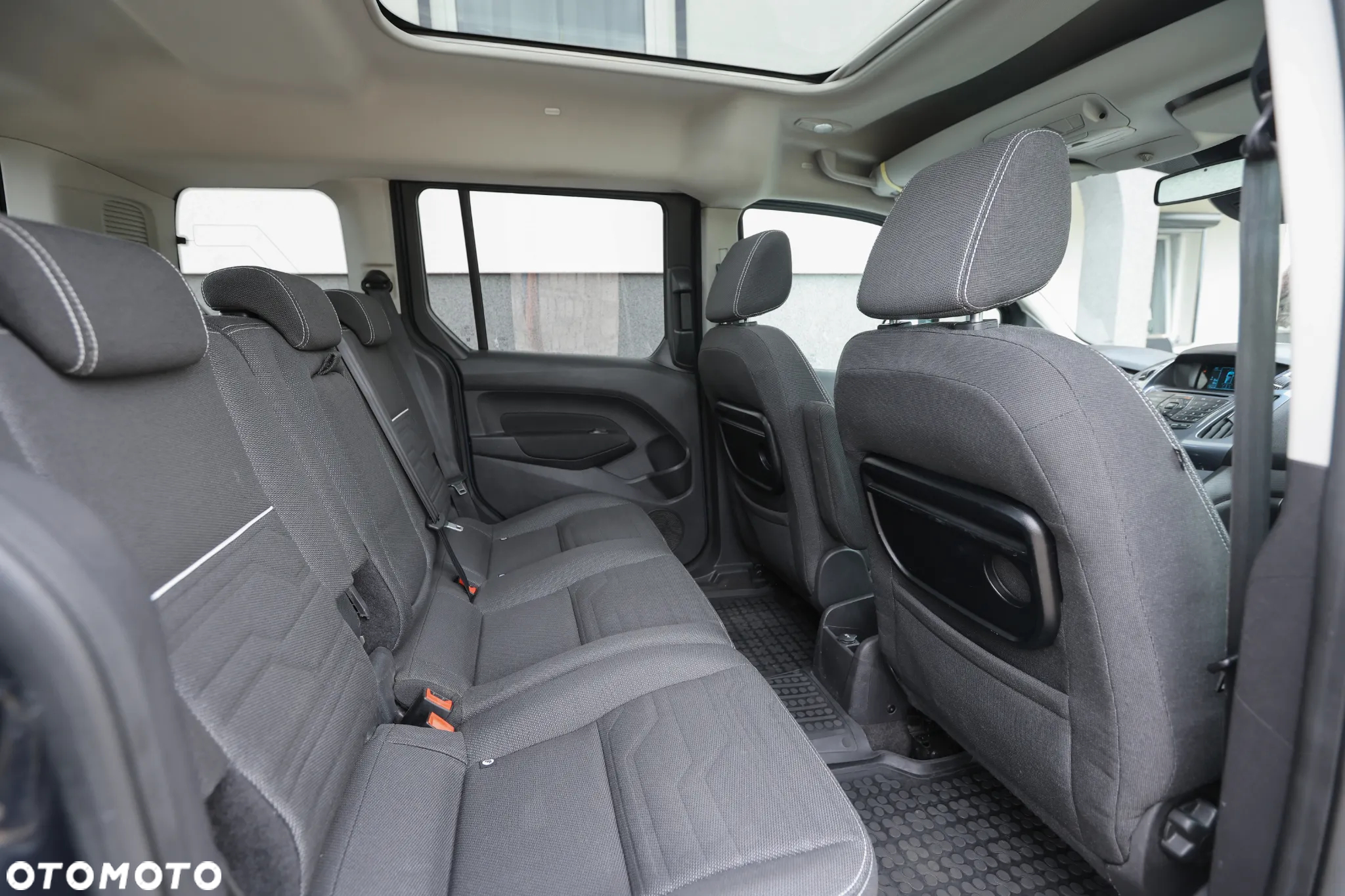 Ford Tourneo Connect - 27