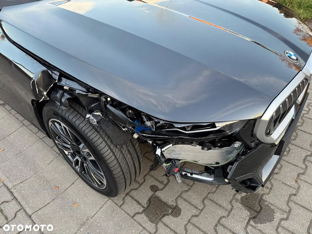BMW Seria 5 520d xDrive - 15