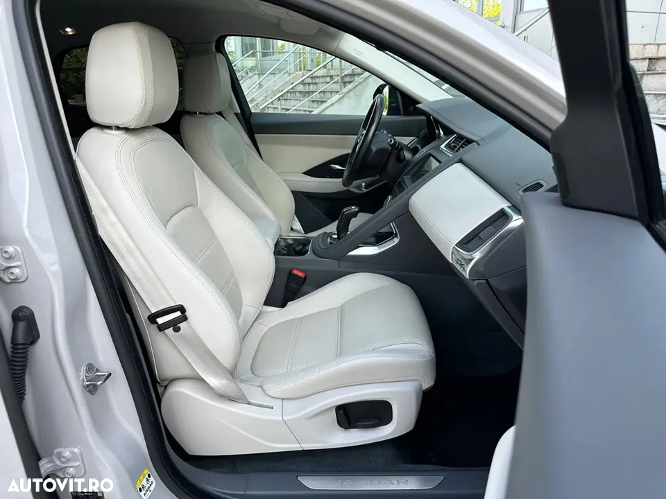 Jaguar E-Pace D150 AWD S - 11