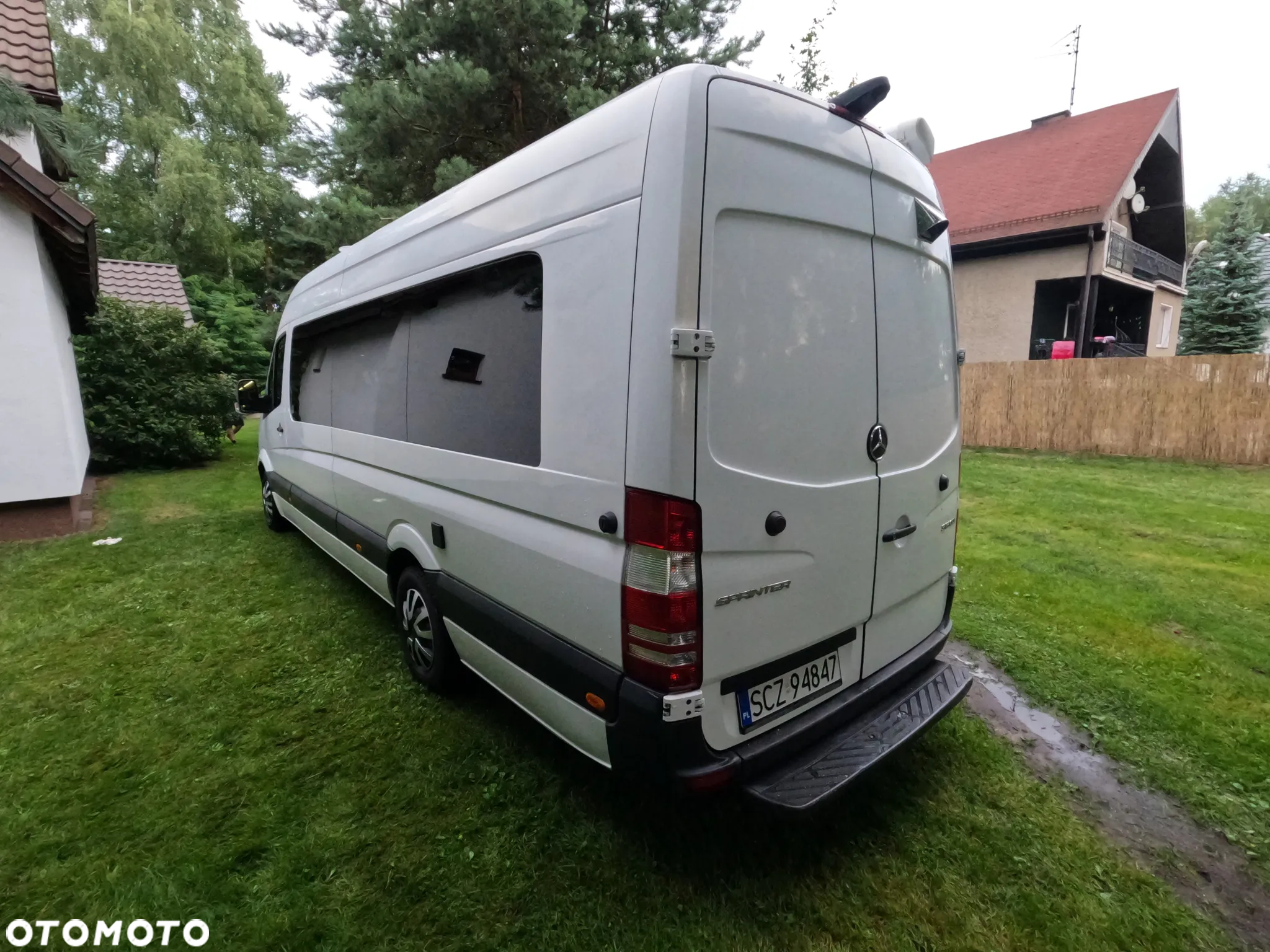 Mercedes-Benz Sprinter - 16