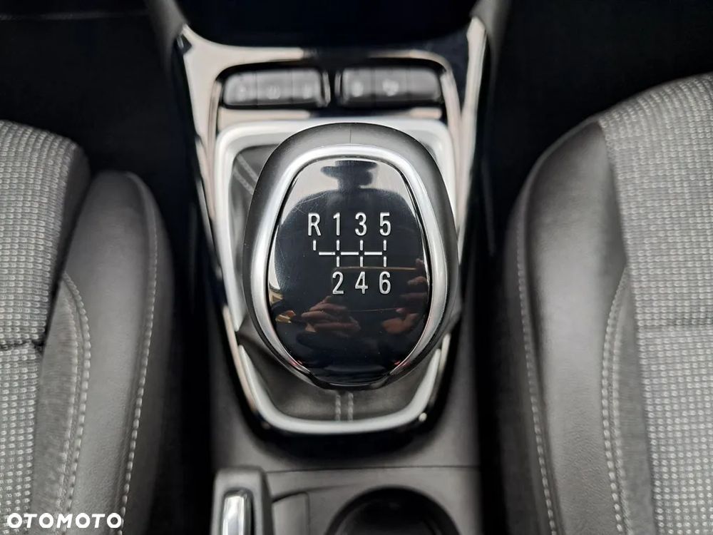 Opel Crossland X - 28