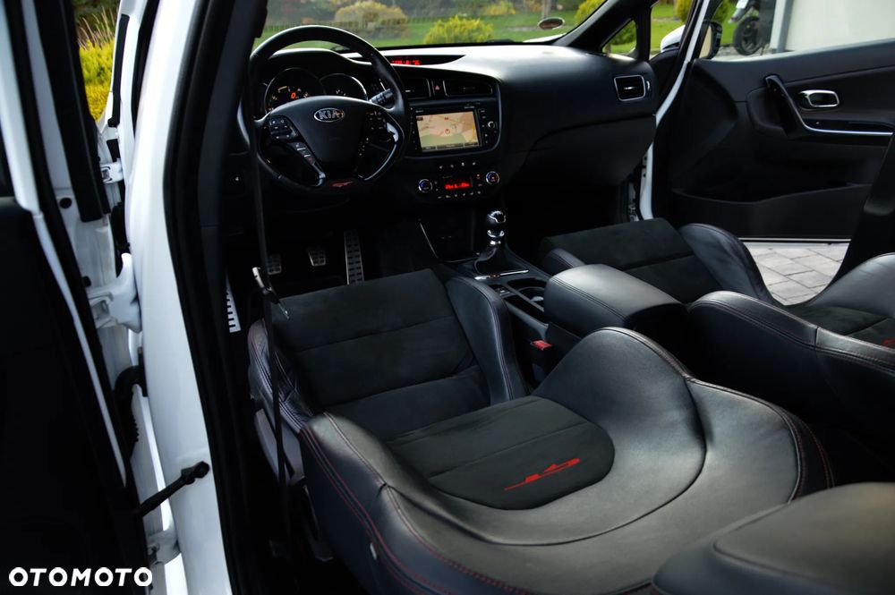 Kia Ceed 1.6 T-GDI GT-Challenge - 25