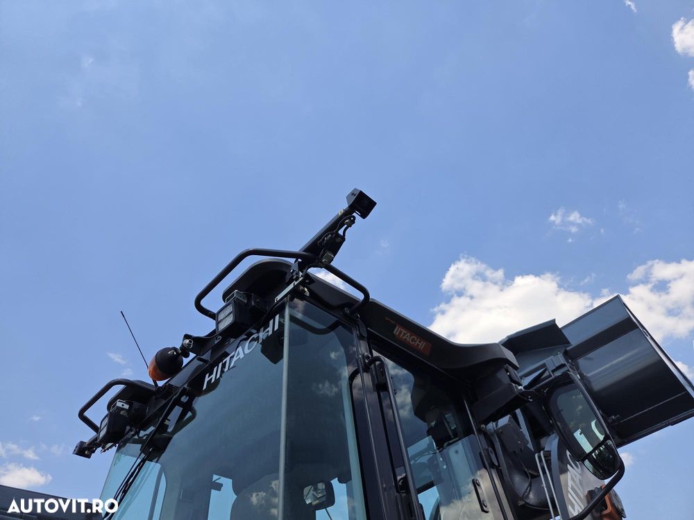 Hitachi ZW180-7, 2022, 3.650h, 13.294km rulati, CUPLA RAPIDA, cupa 3mc, Camera spate si laterale, cantar, gresare automata, Michelin 80% ok, consum mediu 8,9l/h, circ hidr suplm, masa operationala 18t,CA NOU-posibilitate leasing 4 ani-PROMOTIE 99.900 EUR+Tva - 28
