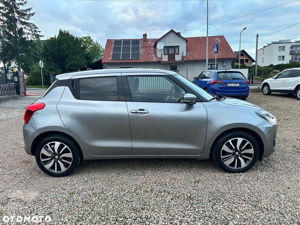 Suzuki Swift 1.2 SHVS Premium Plus - 6