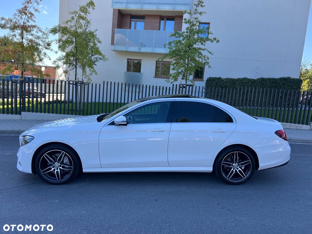 Mercedes-Benz Klasa E 220 d 9G-TRONIC - 12