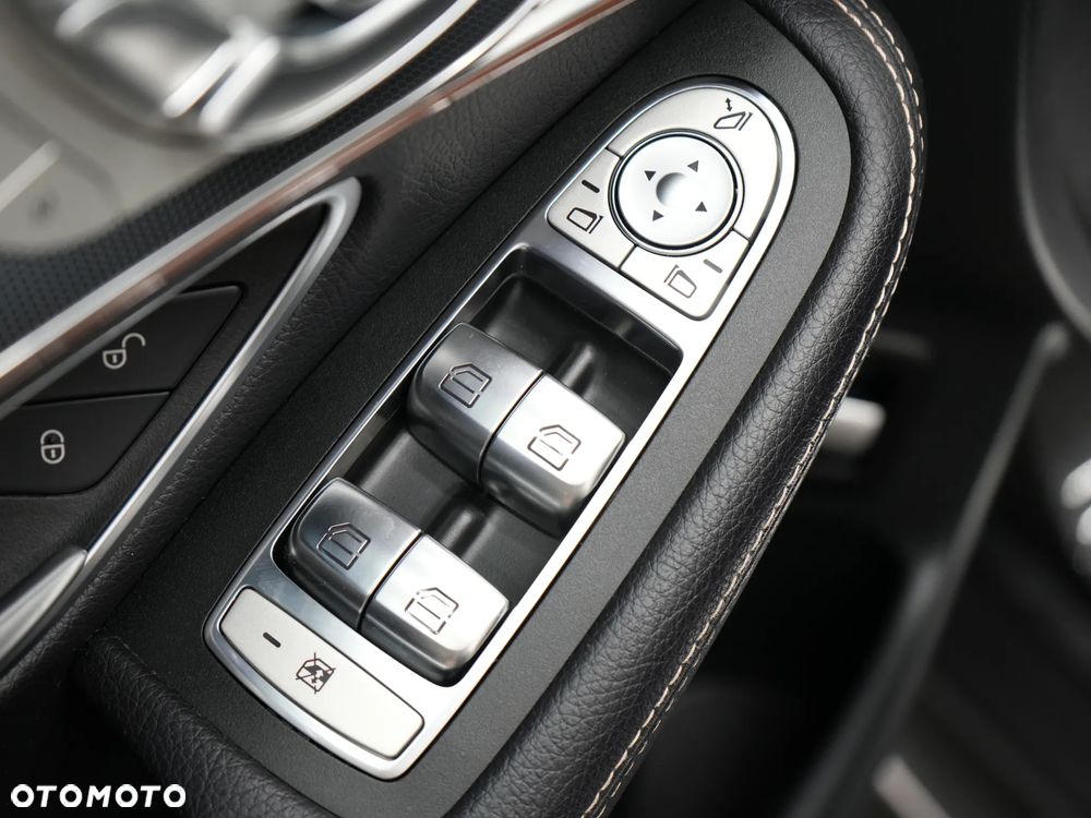 Mercedes-Benz EQC 400 4-Matic - 20