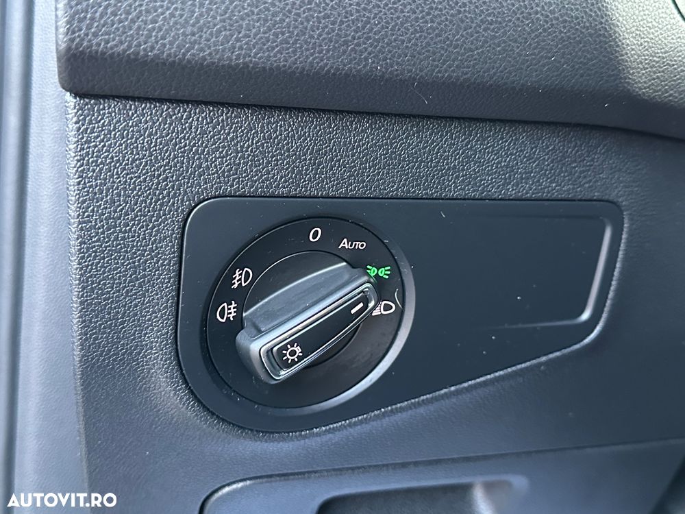 Volkswagen Tiguan - 12