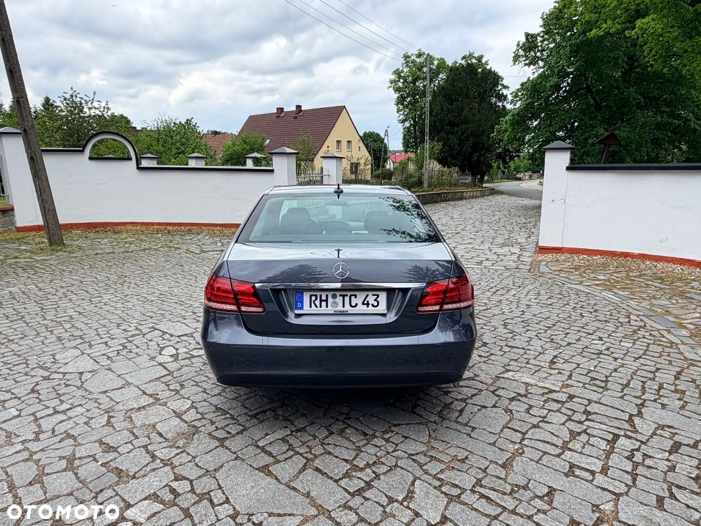Mercedes-Benz Klasa E 200 BlueTEC 7G-TRONIC Edition - 7