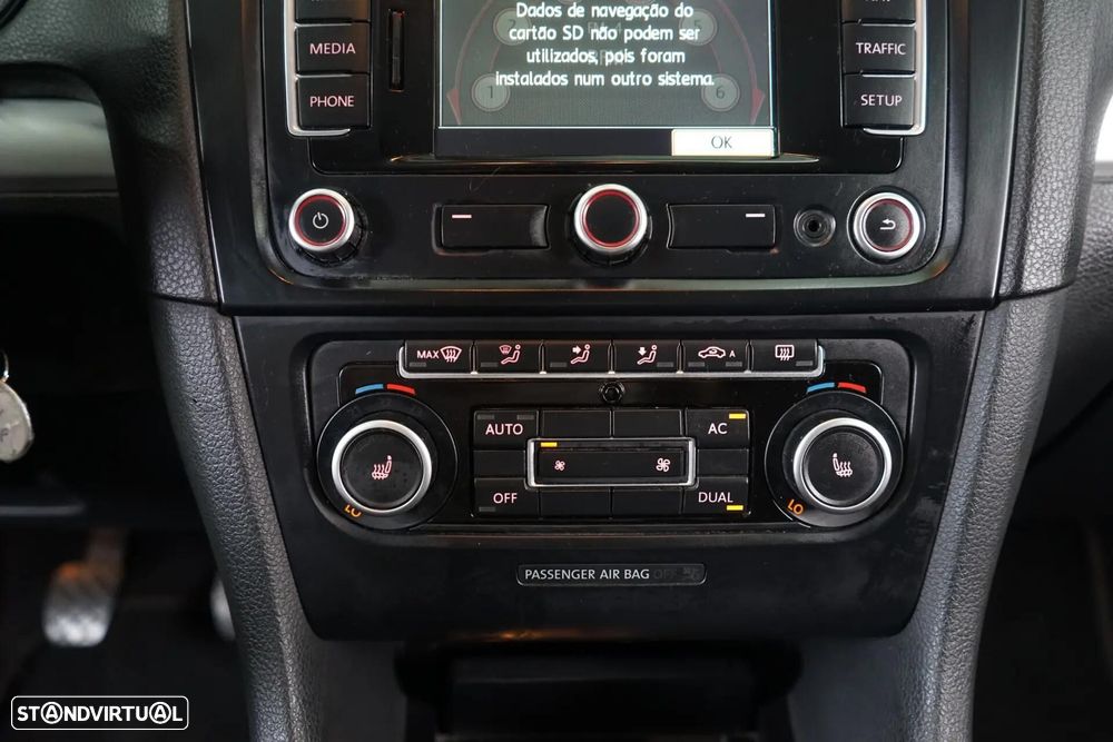 VW Golf Variant 1.6 TDi 4Motion BlueMotion Comfortline - 26