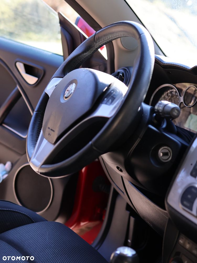 Alfa Romeo Mito - 19