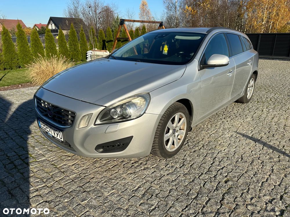 Volvo V60 D4 Momentum - 2