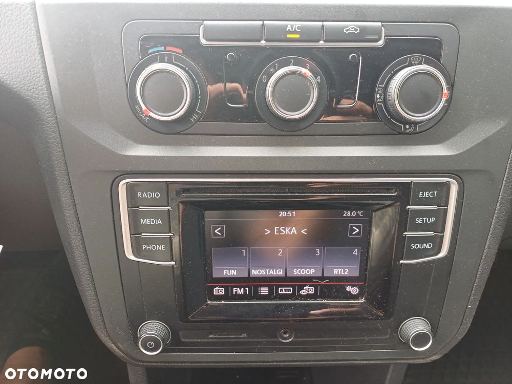 Volkswagen Caddy - 12