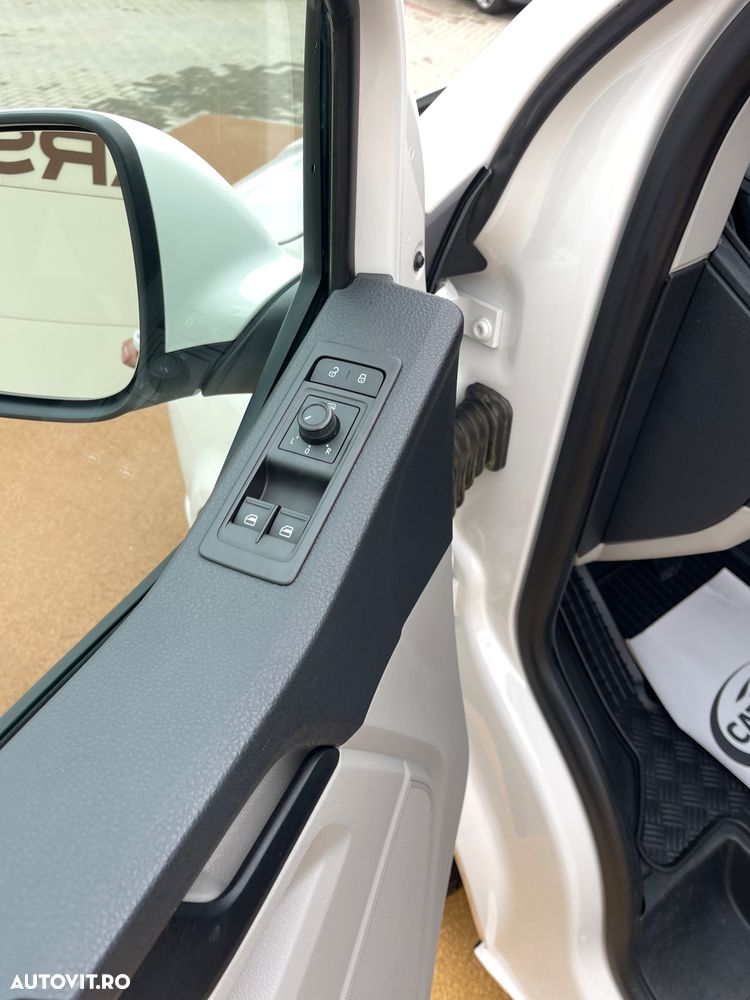 Volkswagen Transporter Mixt 2.0TDI  5LOCURI LUNG - 32