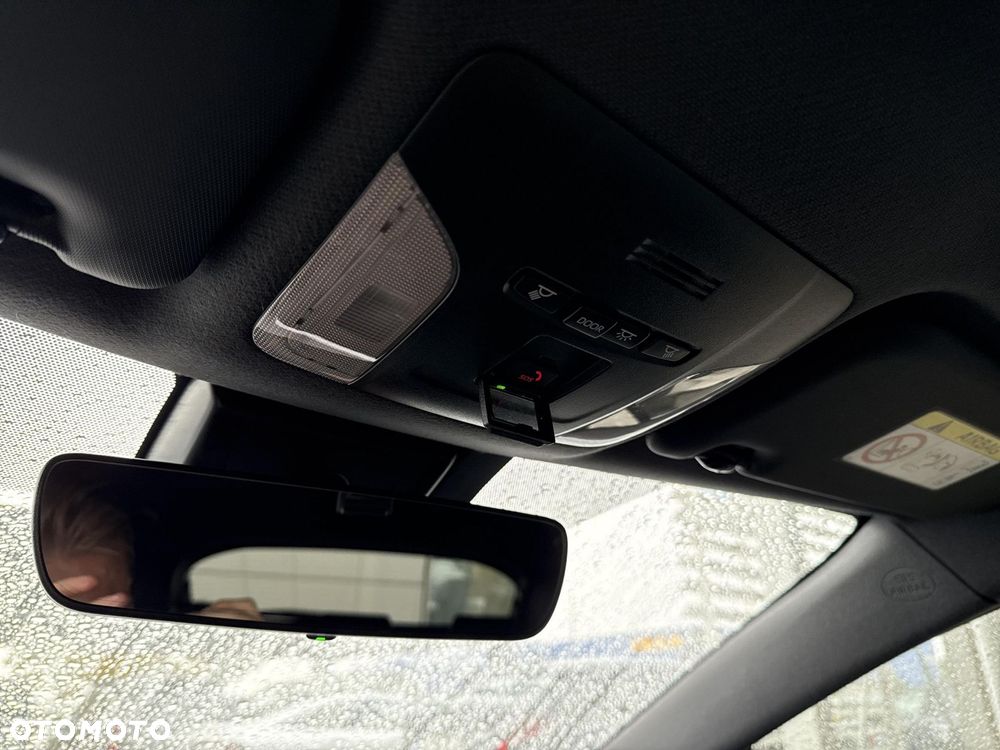 Toyota Corolla 2.0 Hybrid GR Sport - 26