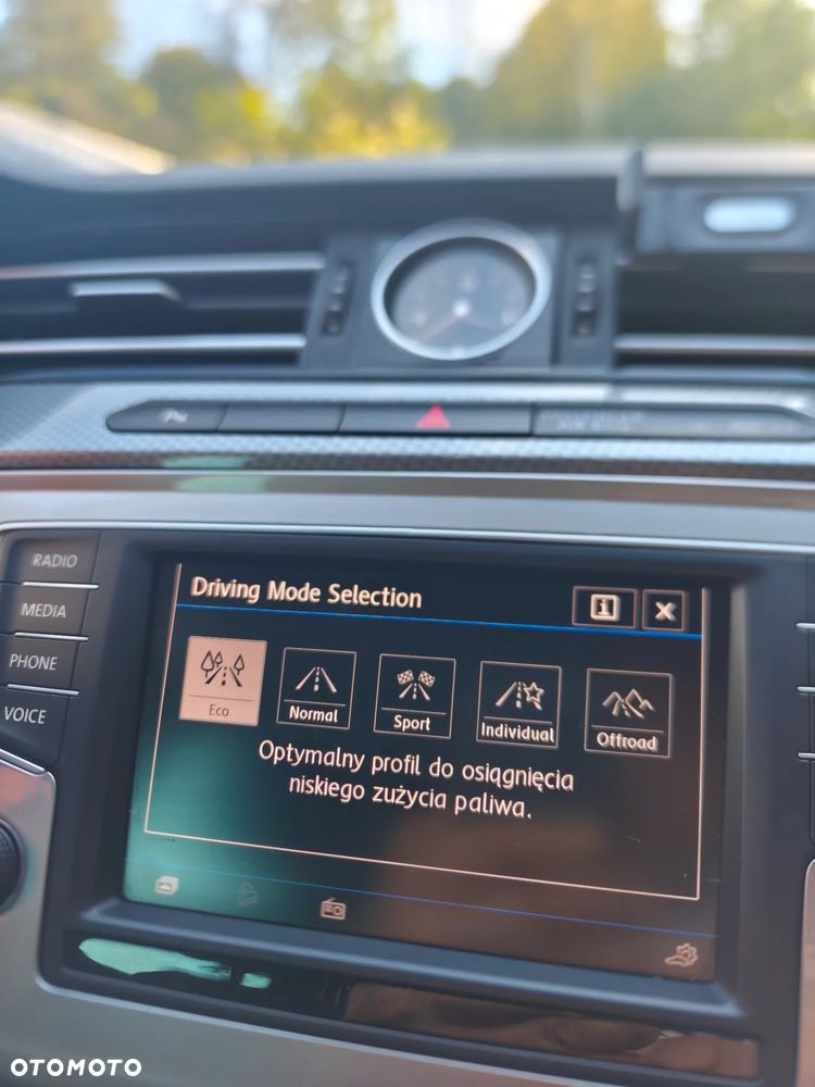 Volkswagen Passat Alltrack - 21