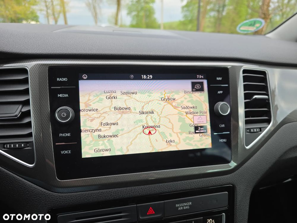 Volkswagen Golf Sportsvan 2.0 TDI SCR DSG Join - 19
