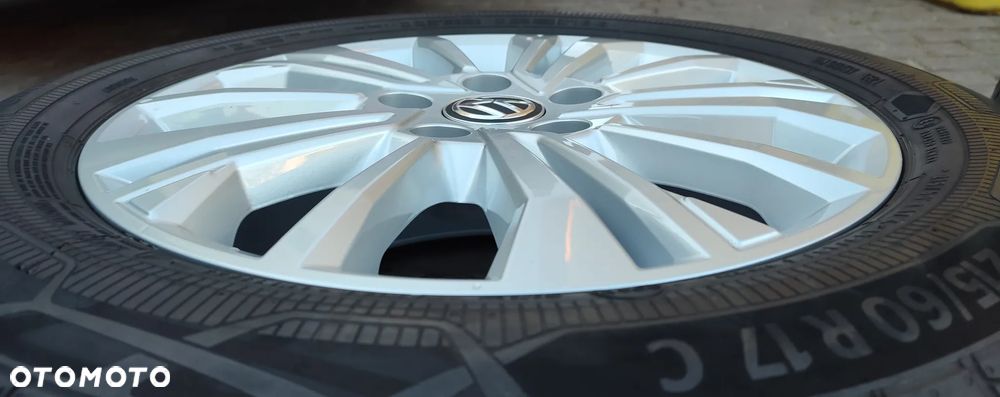 Koła Felgi Aluminiowe Oryg Volkswagen T6 Multivan T5 17 Cali 5x120 Et55 Continental 215/60/17C 2021r 4x8,5mm Idealne !! Starogard Gdański - 6