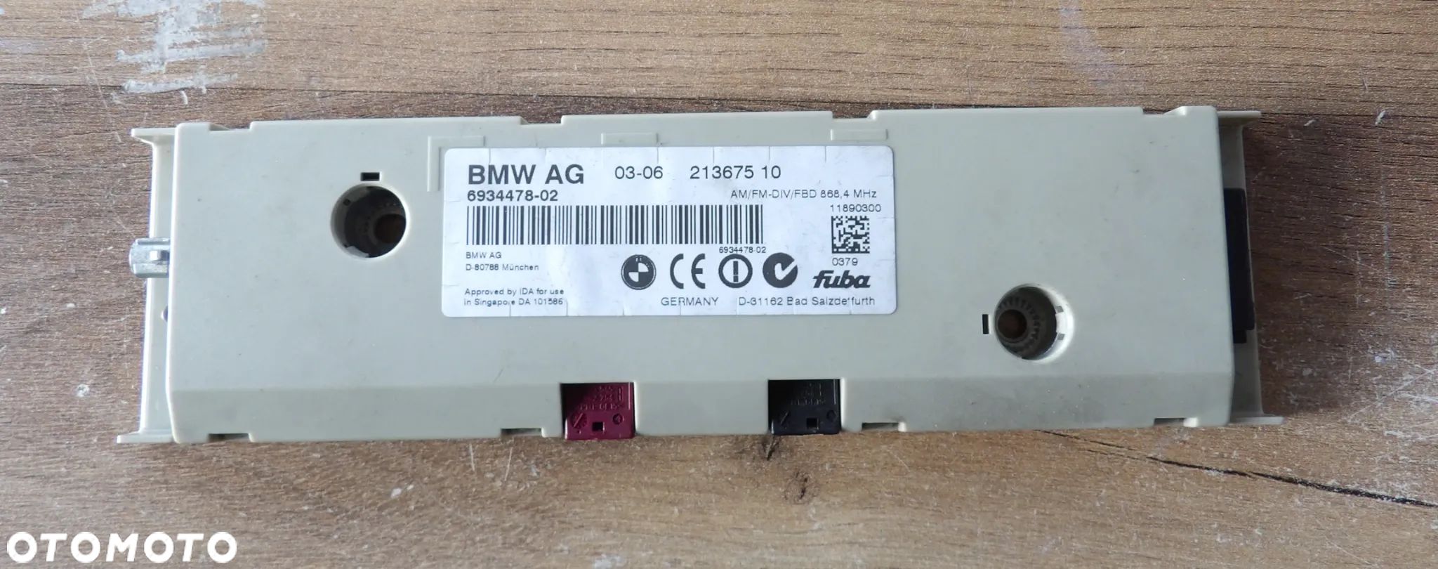 BMW - E60,E61 - WZMACNIACZ ANTENOWY - 6934478 - 1