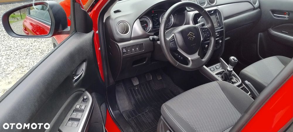 Suzuki Vitara 1.4 Boosterjet Elegance 2WD - 6