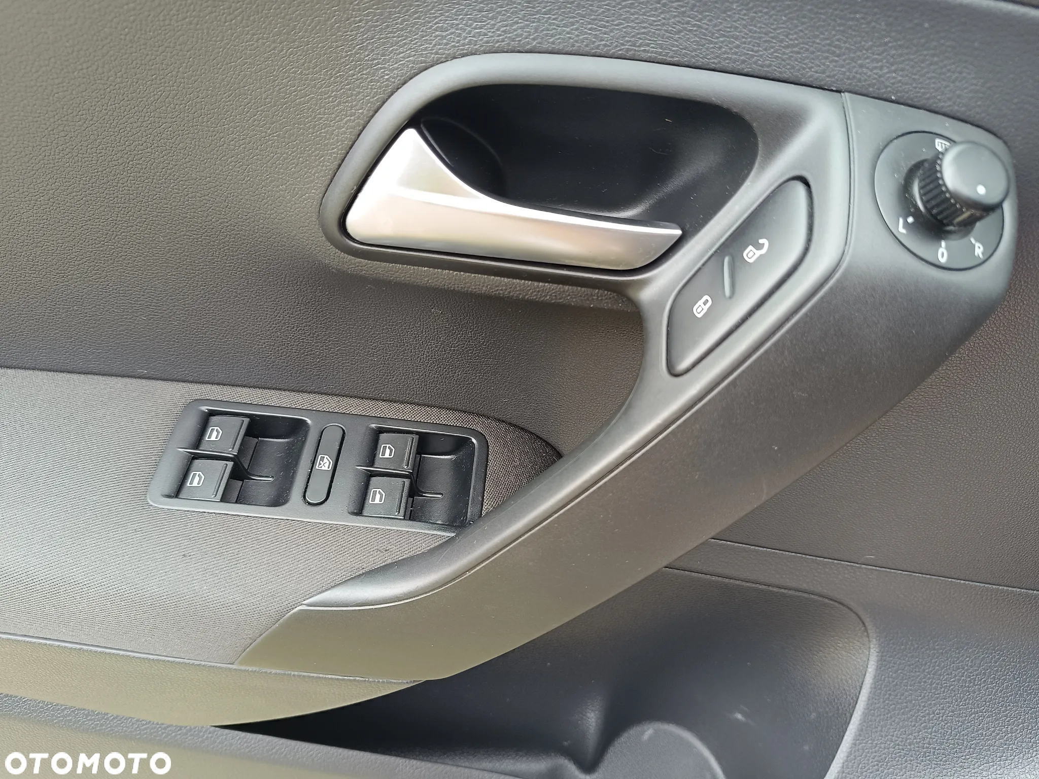 Volkswagen Polo - 14