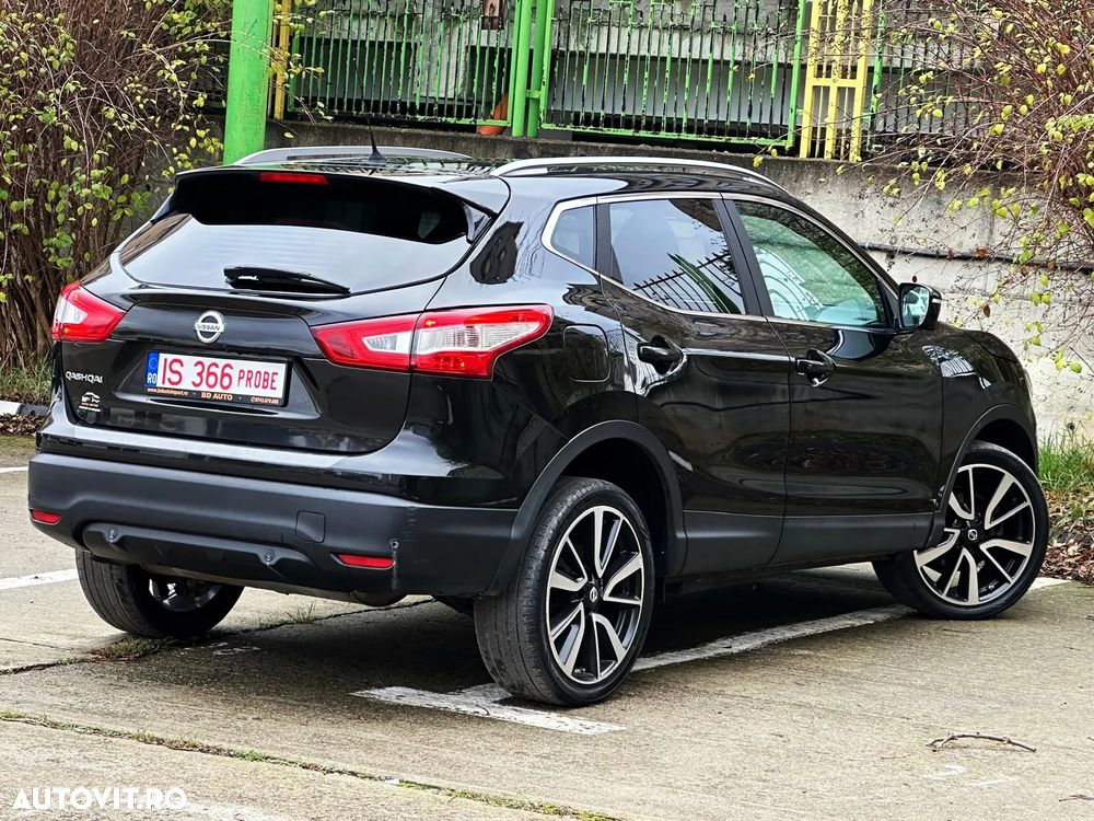 Nissan Qashqai 1.6 dCi DPF 4x4 Start/Stop tekna - 3