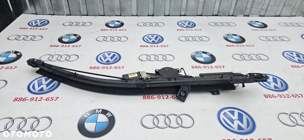 Chrysler Pacifica 2016- napęd drzwi tył lewy Mechanizm domykania drzwi tylnych lewych Moduł Sterownik drzwi przesuwnych lewych 68368919AB 68369596AB - 1