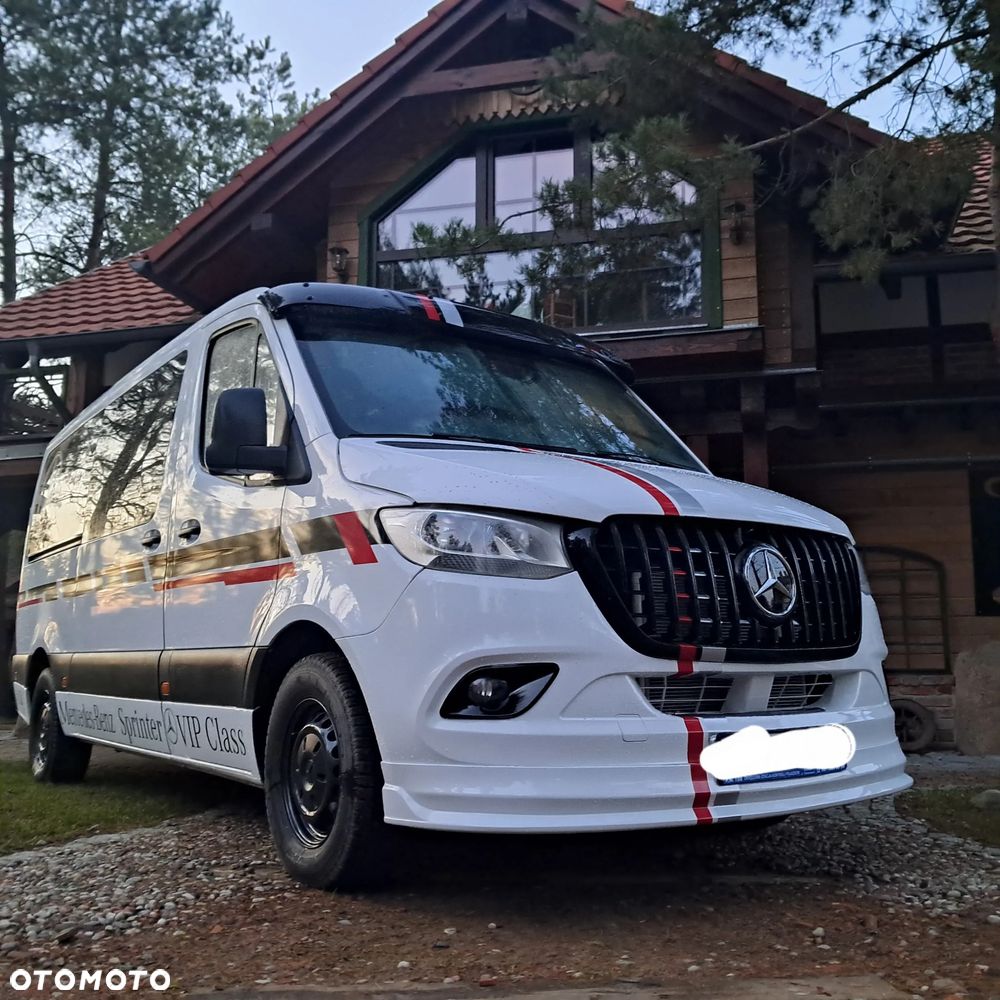 Mercedes-Benz Sprinter - 1