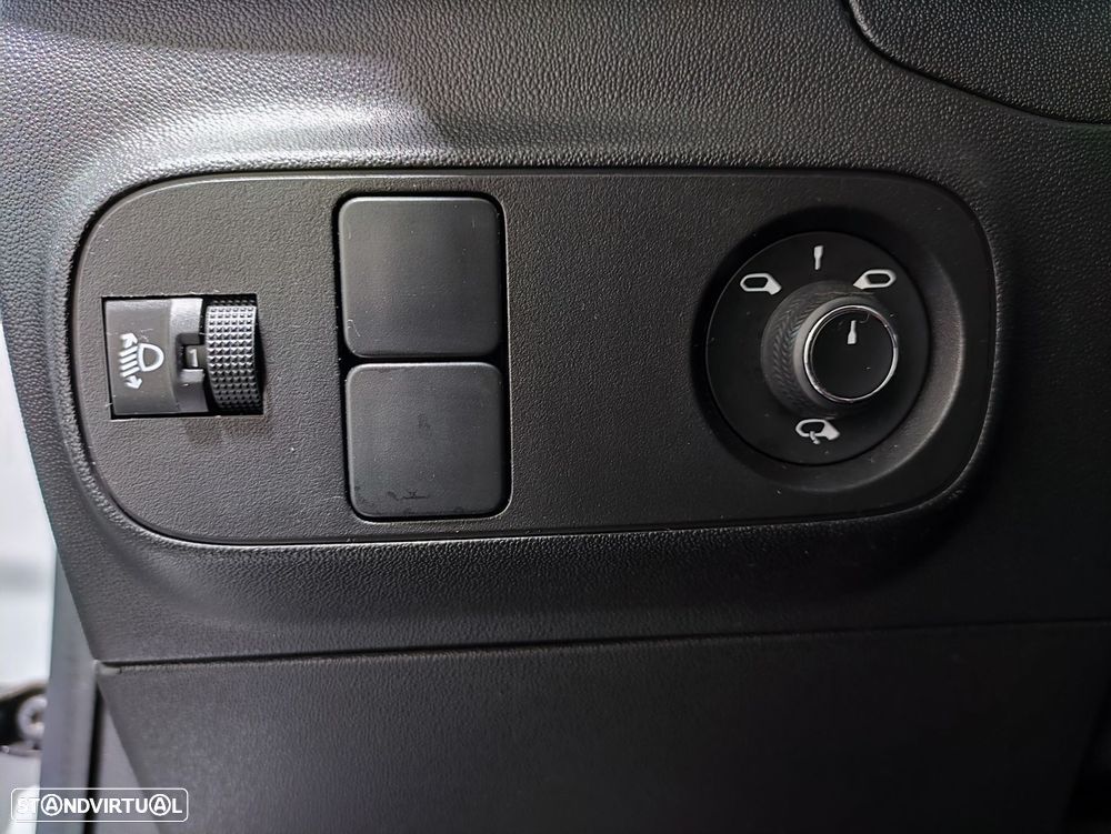 Citroën C3 1.2 PureTech Max - 9