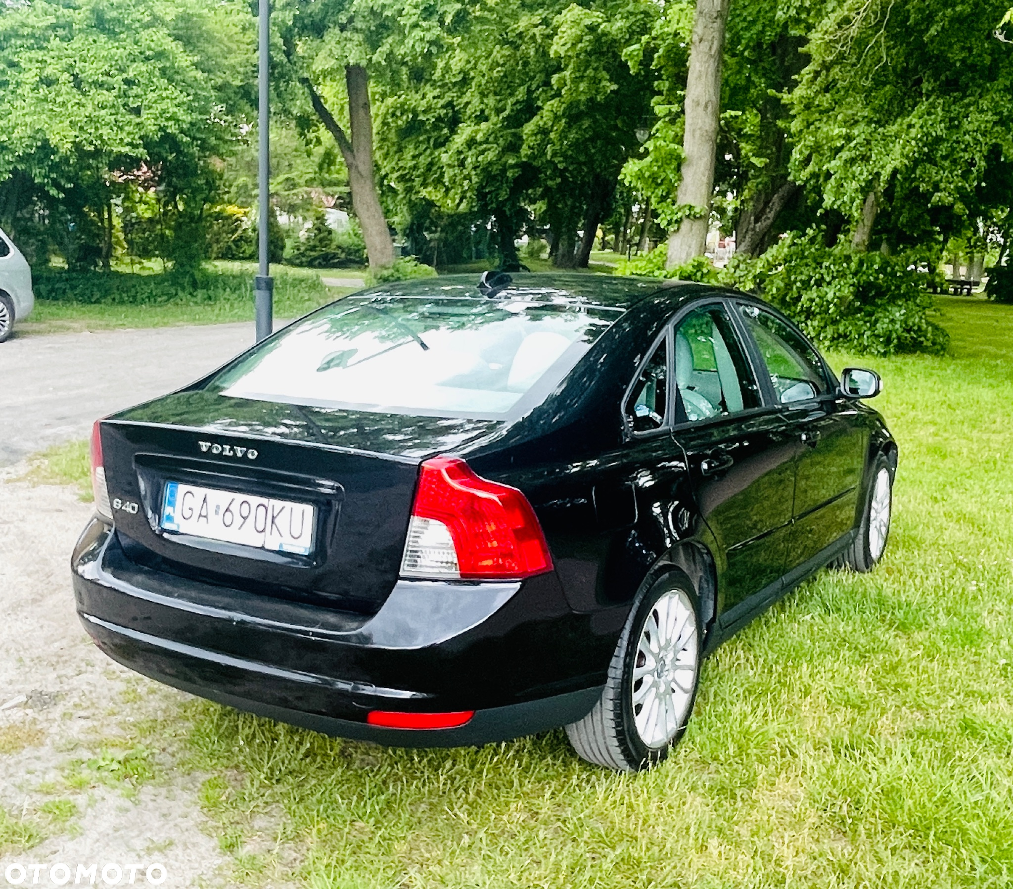 Volvo S40 1.8 Momentum - 4