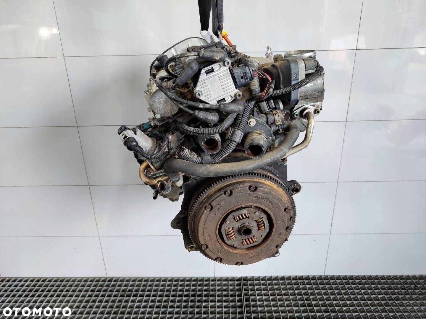SILNIK BLOK KOMPLETNY 1.6 16V AUS VW GOLF IV OCTAVIA I LEON I TOLEDO II A3 - 6