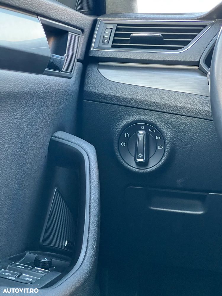 Skoda Superb 2.0 TDI DSG 4X4 Laurin & Klement - 18