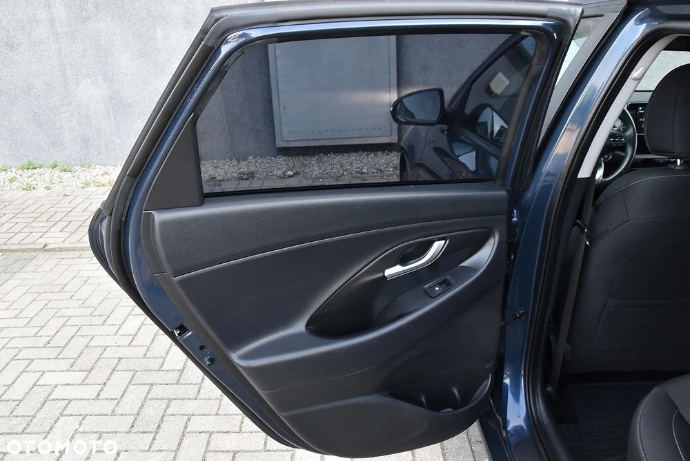 Hyundai i30 1.6 CRDI Prime - 11